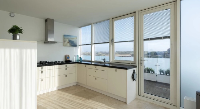Beautiful sea Views Apartment Shrimp, Забронировать Апартаменты/квартира Апартаменты Эгмонд-ан-Зе, рядом с Vuurtoren J.C.J. van Speijk, Апартаменты/квартира
