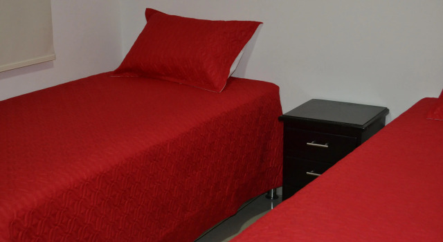 Hotel Ivanna - Laureles, Забронировать Отель СПА-отели Медельин, рядом с Конгресс-центр Plaza Mayor, SPA-услуги