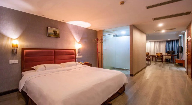 Bravo  Business Hotel