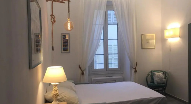 Studio Menton, 1 pièce, 2 personnes - FR-1-196-300