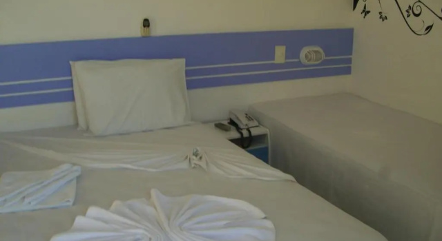 Трёхместный номер Standard с балконом Hotel Ponta de Areia