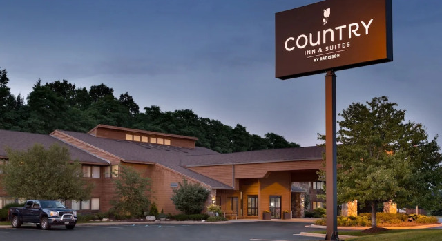 Country Inn & Suites By Radisson, Mishawaka, In
