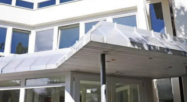 Hotel Krone Überlingen am Ried, Varaa Hotelli Hotellit Baijeri pysäköinnillä, Pysäköinti