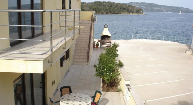 Апартаменты c 1 комнатой с балконом и с видом на море Apartments Knezak