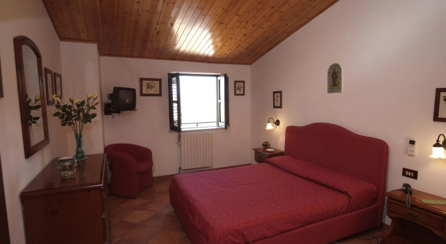 Agriturismo Al Poggetto, Book Landbrugsophold Santa Cristina Gela 
