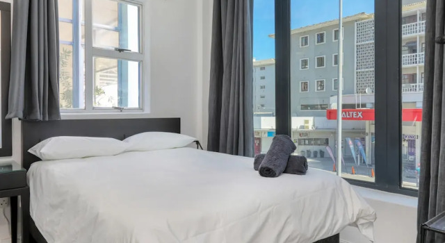 Inn & Out Express Sea Point