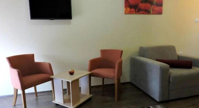 B&B Zmajevo Gnezdo 021, Забронировать Отель «постель и завтрак» Нови-Сад Воеводина