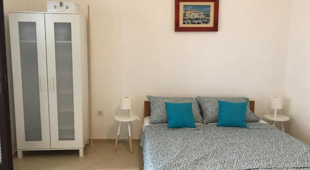 Studio apartment Milla, Забронировать Апартаменты/квартира Отели Приморско-Горанской жупания с парковкой, Парковка