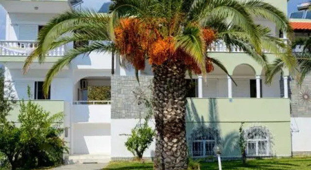 Haus Risos, Rezervovat Hotel Toroni Sithonia