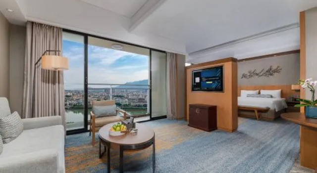 Семейный люкс с видом на реку Great International Hotel - Heyuan