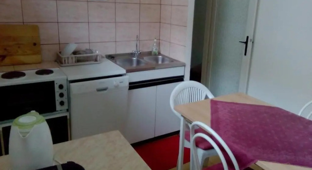 Коттедж с 3 комнатами Villa Marus - town center