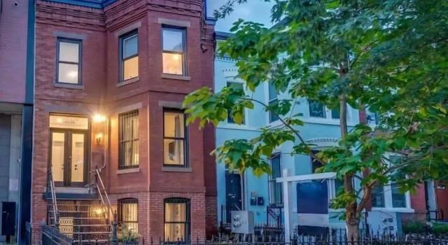 Contemporary Home in Shaw-u Street, Забронировать Дом для отпуска Виллы Вашингтона, рядом с Говардский университет, Вилла
