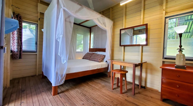 Lower Dover Jungle Lodge & Maya Ruins - Hostel, Book Hostel / Vandrerhjem Mountain Pine Ridge Cayo
