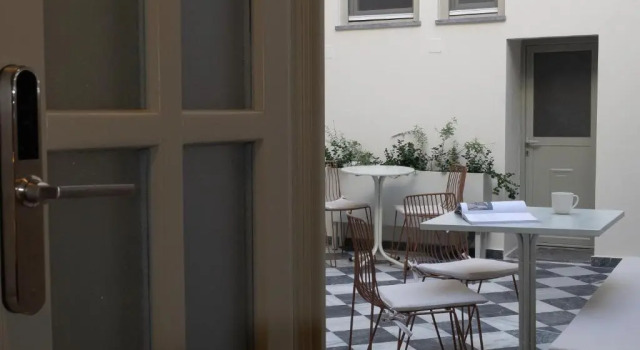 Студия enδόtera chios apartments