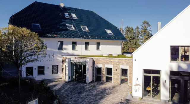 Hotel Restaurant Auerhahn, Забронировать Отель Бад-Вильдбад Landkreis Karlsruhe, рядом с WildLine Suspension Bridge
