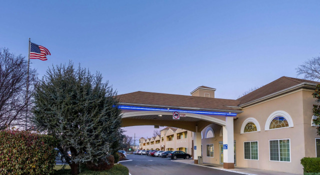 Days Inn & Suites Cherry Hill - Philadelphia, Reservar Hotel Cherry Hill Philadelphia Metropolitan Area