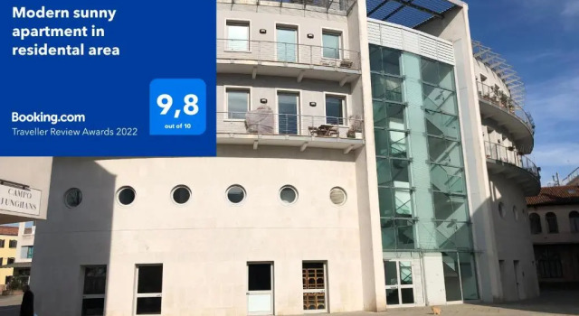 Апартаменты Modern sunny apartment in residental area