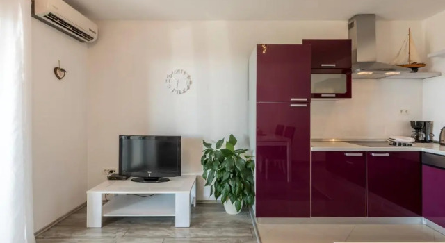 Hvar De Luxe Apartments, Забронировать Апартаменты/квартира Отели Хвара с парковкой, рядом с Church of the Holy Spirit Hvar, Парковка