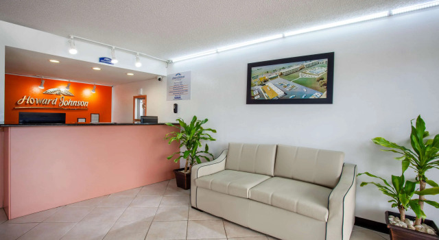 Howard Johnson by Wyndham Vero Beach/I-95, Prenota Hotel Vero Beach South Florida
