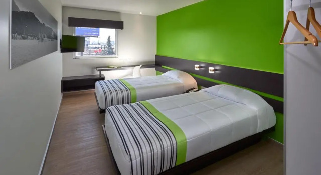 Четырёхместный номер Standard City Express Junior by Marriott Toluca Zona Industrial