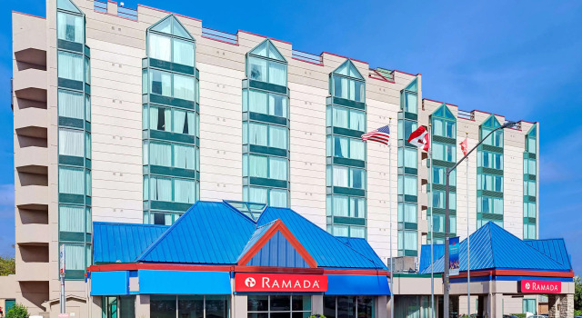 Ramada by Wyndham Niagara Falls/Fallsview