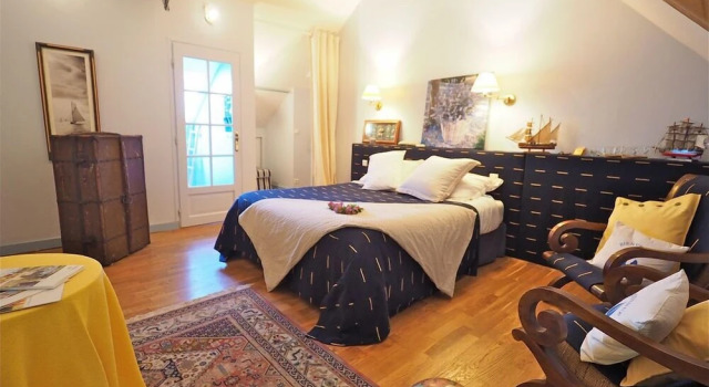 Chambres d'hôtes La Bruyère, Rezerwuj Hotel May-sur-Orne Normandy