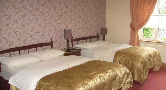 Headley Court, Book Hotel Bunratty Clare
