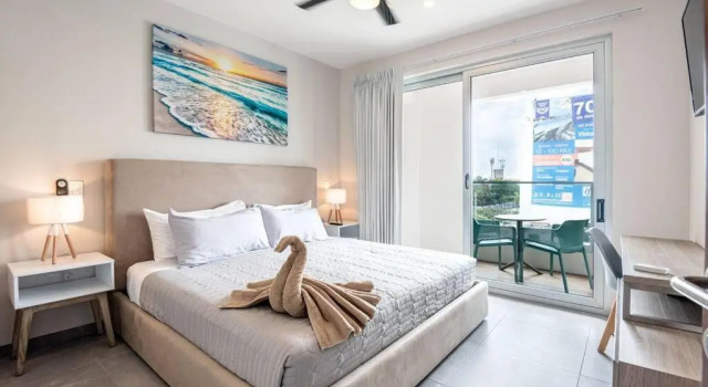 Апартаменты G302 MARLENE Incredible 2 BR condo at Gallery