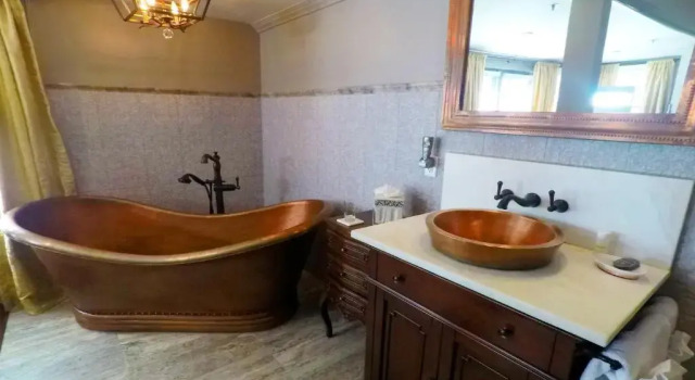 Номер Standard с балконом Bayfront Westcott House Bed & Breakfast