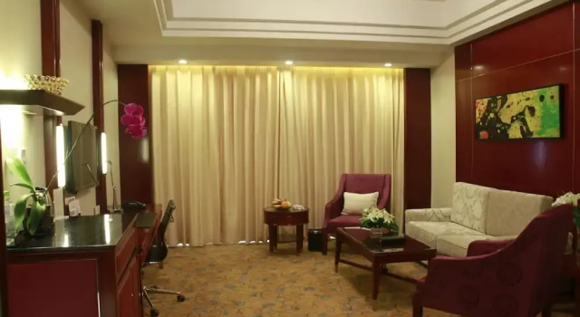 Люкс Deluxe Xiaogan Yuji Grand Hotel