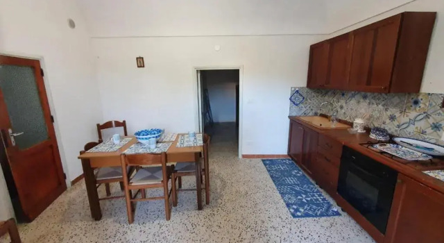 Коттедж с 2 комнатами La casa di sofia