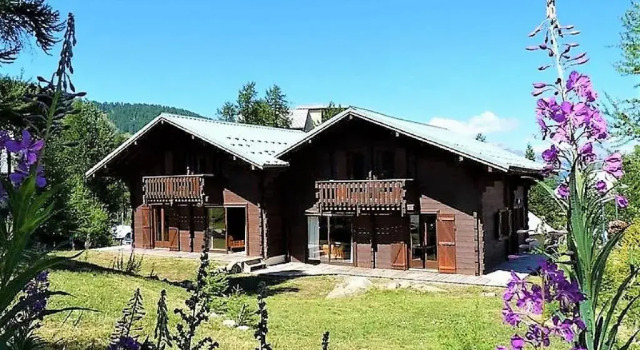 Коттедж CASA Les Heureux Magnifique CHALET 6 chambres à RISOUL