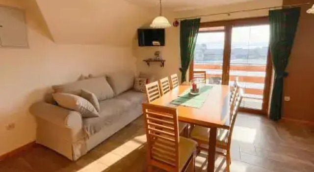 Domki/apartamenty Trojaki, Book Hotel Hotels in Tatras with Parking, Parking