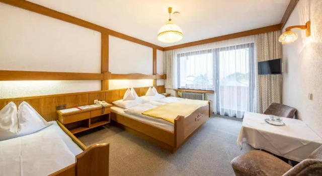 Трёхместный номер Standard с балконом Frühstückspension-Appartementhaus Wasserer