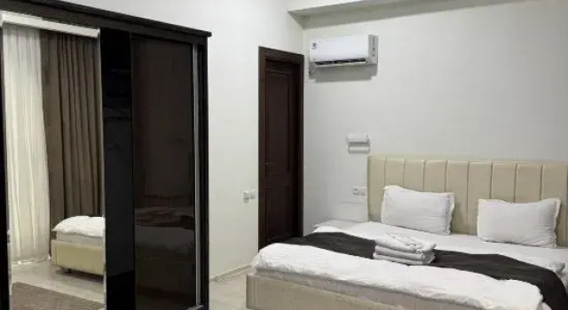 Viva Hotel, Prenota Hotel Hotel a Taskent con parcheggio, Parcheggio