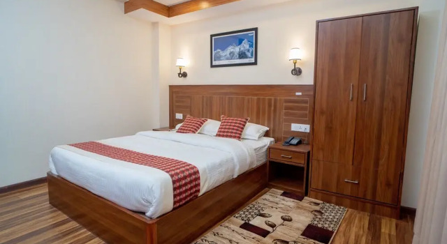 Madhuban Hotel, Забронировать Отель Отели Катманду с парковкой, рядом с Garden of Dreams, Парковка
