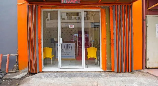 OYO Life 91727 Luxury Homestay Sidoarjo