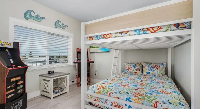 Captain's Quarters, Забронировать Дом для отпуска Отели Fort Myers Area с бассейном, Бассейн