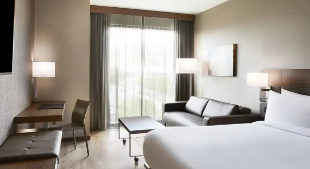 Двухместный номер Standard AC Hotel By Marriott Salt Lake City Downtown