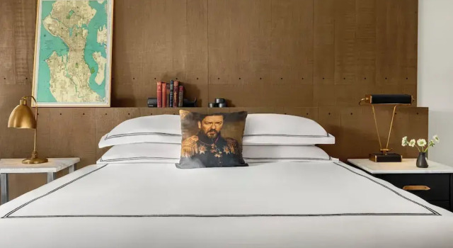 Двухместный номер Premium с видом на город Kimpton Palladian Hotel by IHG