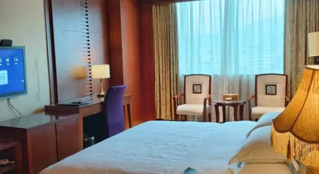 Люкс Presidential Riverside Golden Hotel