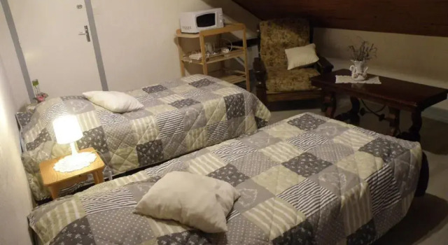 Chambres d'Hotes Le Pavillon du Charme, Rezervovat Hotel Hotely v Meuse s parkováním, Parkování