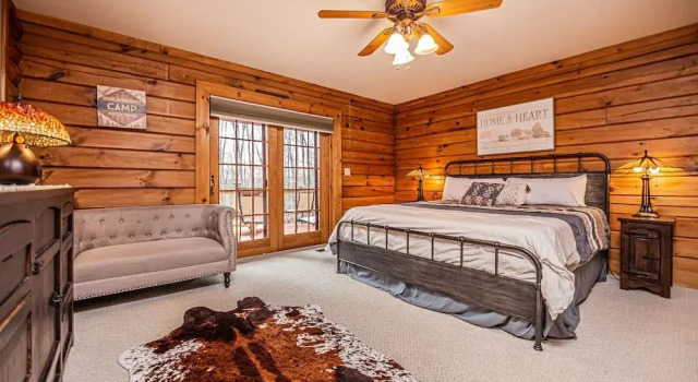 Rock Lodge Cabin, Buchen Sie Ferienhaus Hotels in Maryland mit Parkplatz, Parkplätze