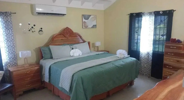 DeJee Lodging, Забронировать Дом для отпуска Виллы Очо-Риос, Вилла