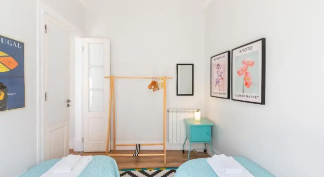 Коттедж Bright City Center, 10m from subway, 6 rooms, up to 20 PPL