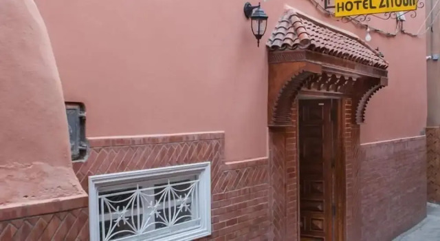 Hotel Zitoune, Забронировать Отель Отели Марракеш-Тенсифт-Эль-Хауз с завтраком, Завтраки