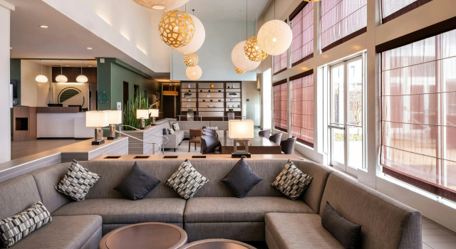 Element Lexington Hotel, Rezerwuj Hotel Hotele w New England z basenem, Basen