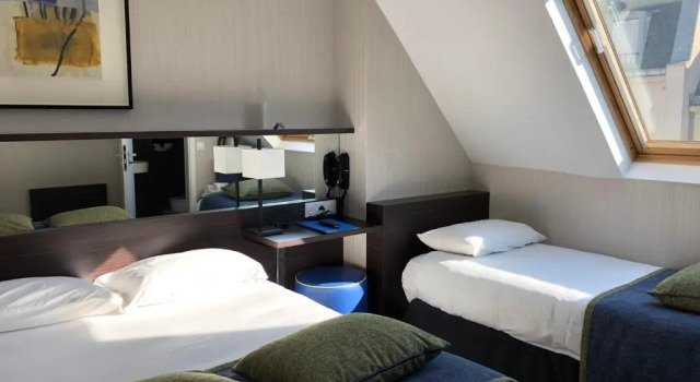 Трёхместный номер Standard Hôtel Charing Cross