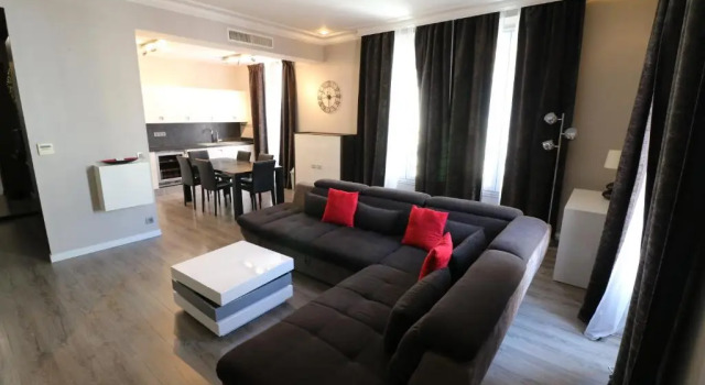 Quality 2 Bedroom 9 Mins From the Palais 342, Забронировать Отель Отели Канн с парковкой, рядом с Le Croisette Casino Barriere de Cannes, Парковка