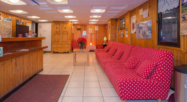 Hotel Le Cairn, Забронировать Отель Отели Мон-де-Ланс 3 звезды, рядом с Горнолыжный подъемник Бель Этуаль, 3*